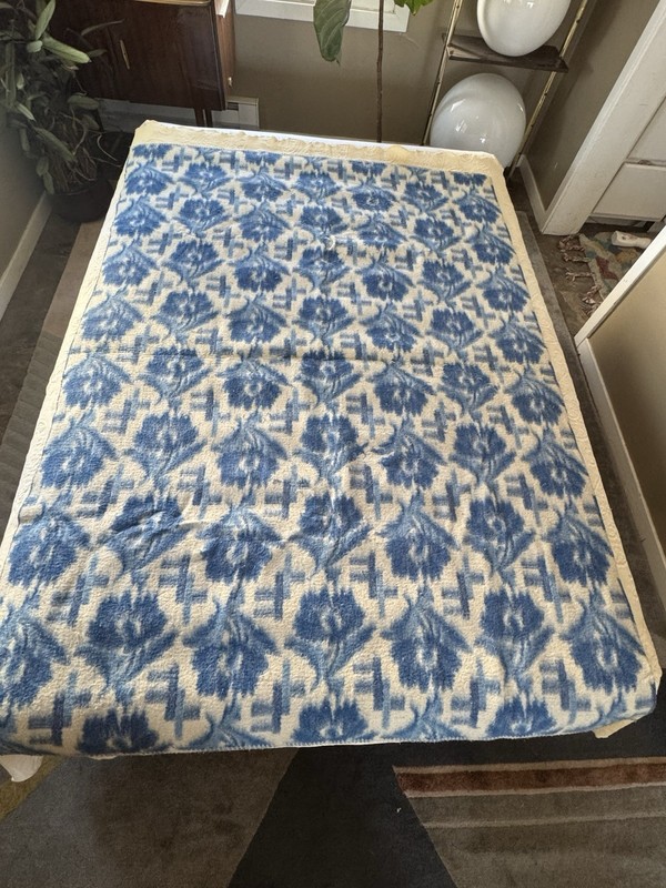 Vintage 60’s 70’s Blue Wool Floral Blanket Twin Full Mohair Look 78x56 Cottage