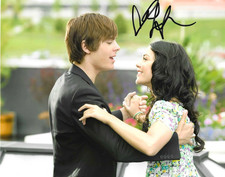 * VANESSA HUDGENS * signed 8x10 photo * HIGH SCHOOL MUSICAL * COA *