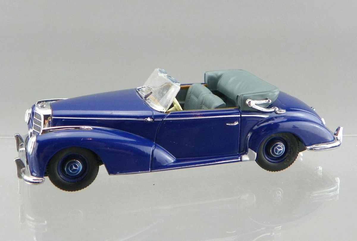 MINICHAMPS Mercedes-Benz 1:43 Vintage Manufacture Diecast Cars
