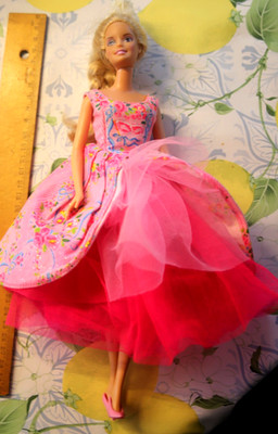 Mattel 1999 barbie prinzessin Ballkönigin krone Puppe girl spielzeug vintage AT