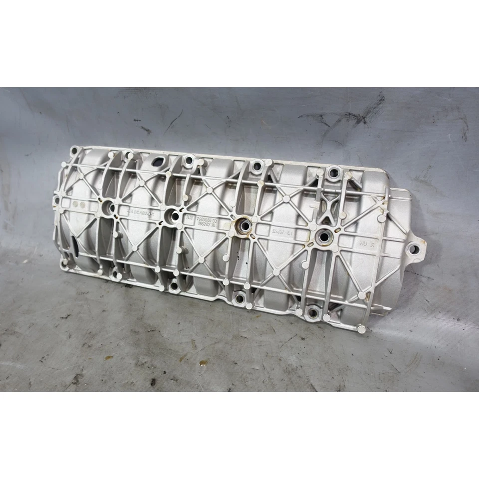 BMW F30 340i F22 B58 2016-2022 deflector deflector deflector cárter cárter de aceite fabricante de equipos originales Foto 3 de 4