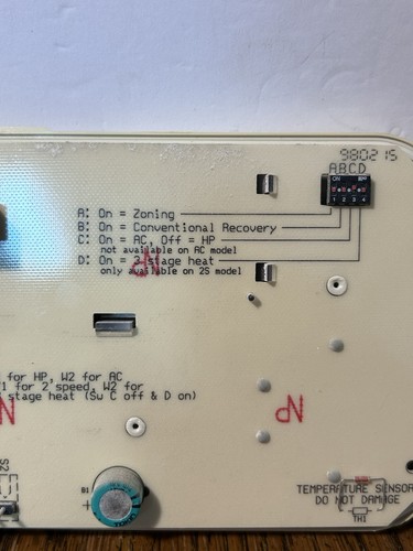 Carrier TSTATCCP2S01-A Digital 7 Tage programmierbarer Thermostat getestet funktioniert - Bild 16 von 18