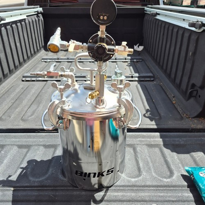 #ad Binks 2 Gallon Stainless Steel Pressure Feed Tank Paint Pot Regulator 150PSI $925.00