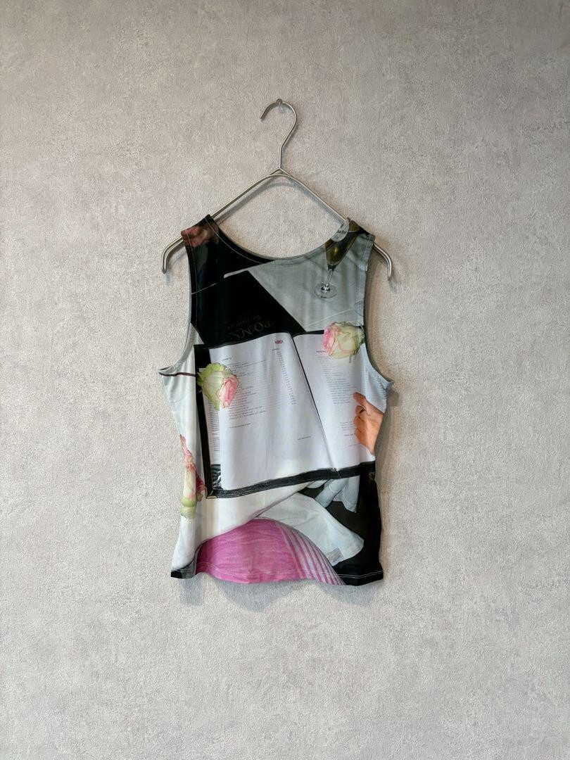 ピ*ん様 paloma wool同型 simple projectカラフル　ニッ SIMP-Navy sleeveless top featuring twisted shoulder details