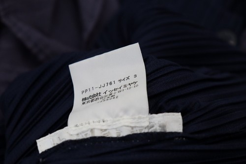PLEATS PLEASE Navy Blue Flared Silk Sleeve Top ISSEY MIYAKE 106 8133 - Picture 5 of 7