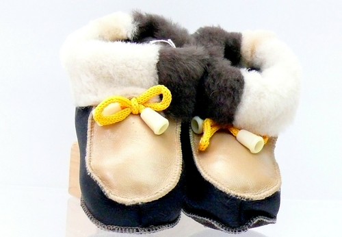 SHEEPSKIN SLIPPERS/BOOTS FOR BABY 100% GENUINE LEATHER UNISEX UK SIZE 5 - Picture 14 of 22
