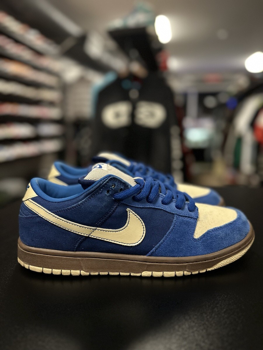 Size 11 - Nike Dunk Pro SB Low Gold Rail 2008 (304292-472 Size 11 - Nike Dunk Pro SB Low Gold Rail 2008 (304292-472