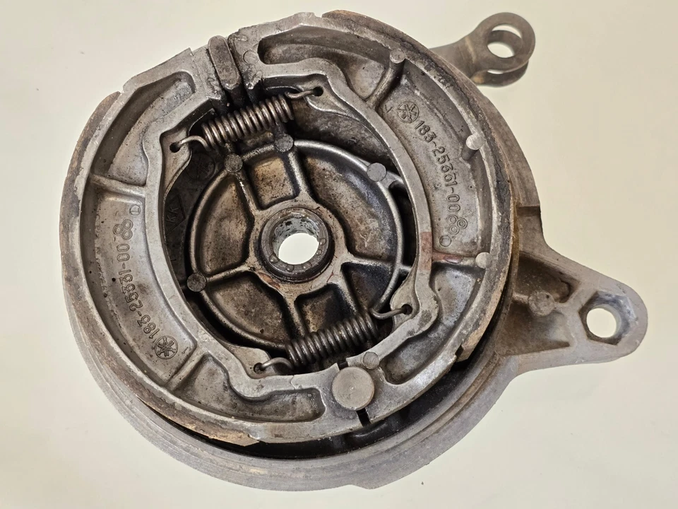 1969 Yamaha CT1 175 Enduro Задняя Тормозная Задняя Пластина с Обувью Рычагом Привода - Изображение 4 из 4