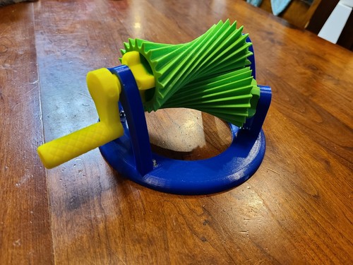 3D Printed Hyperboloidal Gear Model - 第 2/6 張圖片