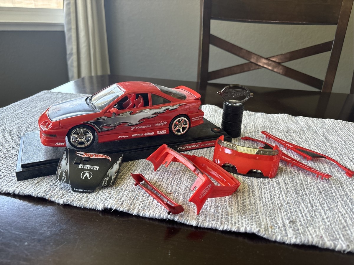 ミニカー TUNERZ Honda Acura Integra Hot Wheels Acura Integra Tunerz Detailed Car Rd +