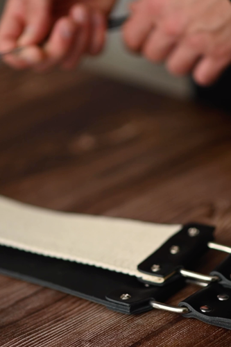 Barber's Latigo rasoio dritto in pelle. Dual Strap (nero) - STAMESKY - Video 1 di 1