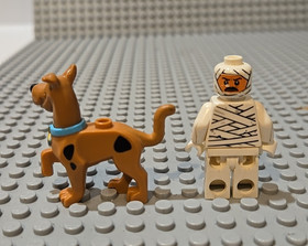 LEGO SCOOBY DOO MINIFIGURE LOT OF 2 - SCOOBY WALKING & MUMMY DR. NAJIB
