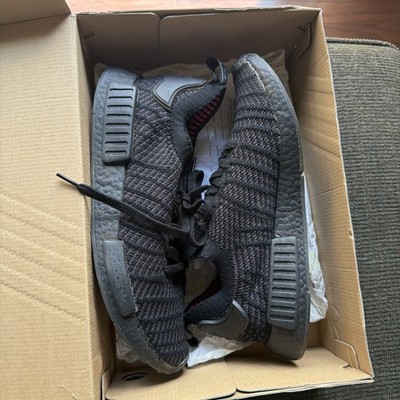 NEW adidas NMD_R1 Primeknit STLT Triple Black Size 7.5 CQ2391