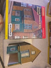 Hornby Skaledale Thomas Chaney&sons Butchers R8964 MISSING WINDOWS Boxed Ref Z19