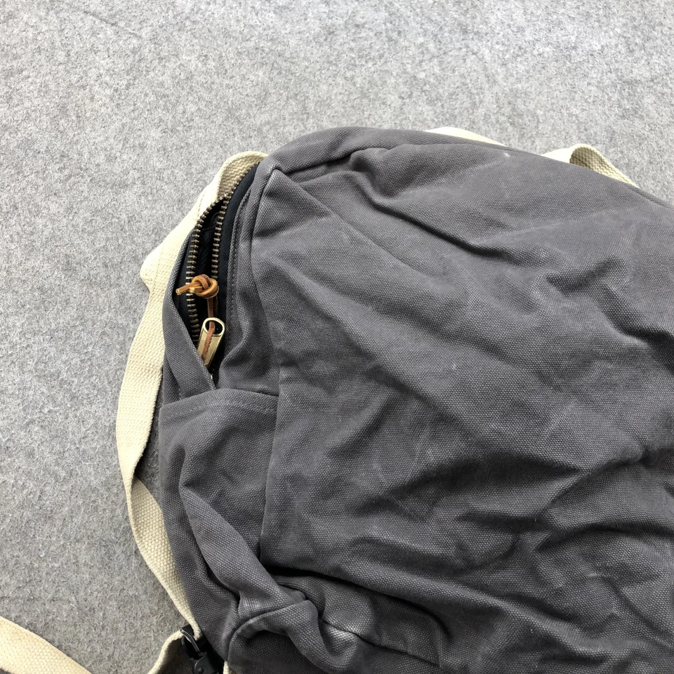 Joshu Vela Mochila Para Hombres Gris Lona Hecha en EE. UU. Informal Trabajo Bolsa de Viaje Laptop Foto 4 de 4