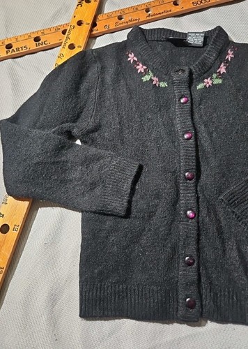 Vintage Xhilaration Sweater Youth Girls Medium 7/8 Black Floral Cardigan 90s - Picture 3 of 11