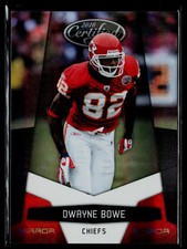 2010 Panini Certified #72 Dwayne Bowe Platinum Red #/999