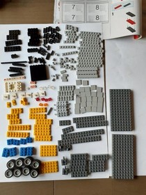 LEGO Racers Scuderia Ferrari Truck 8654 In 2005 Used Retired Comp W/Manual & Box