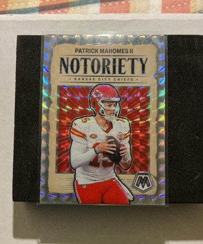 2024 Panini Mosaic - Notoriety Patrick Mahomes II #1 Mosaic Prizm