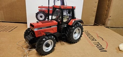 Universal Hobbies Case 1455 1/16