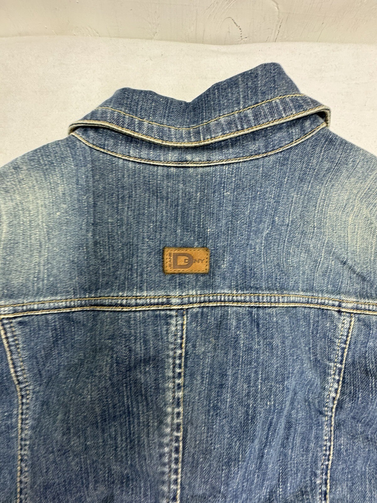 DKNY Denim Jacket Button Distressed Medium Woman’… - image 9
