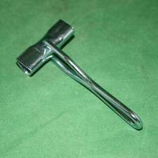 Made in Germany Dreikantschlüssel M10 + M12 Pollerschlüssel DIN 22417 Bügel EU