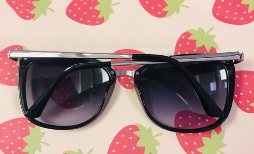 dana buchman sunglasses. gorgeous. ๐ - Picture 2 of 6