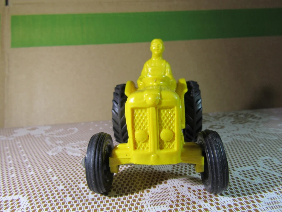 972X Vintage 1965 Tomte Lardal 19 Norvegia Fordson Trattore Agricolo Giallo 1:20 - Immagine 2 di 4