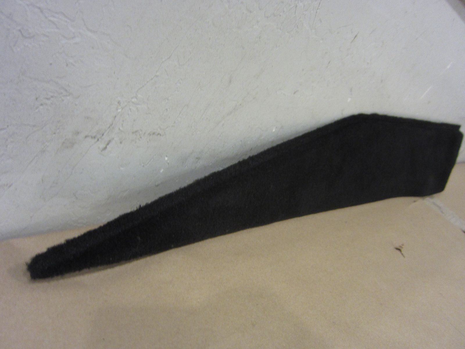 Ferrari California - LH Tunnel Carpet-Black - P/N 80679300 