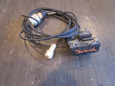 96 YAMAHA WAVE VENTURE 700 SPEED SENSOR PADDLE WHEEL GJ1-U8K31-03