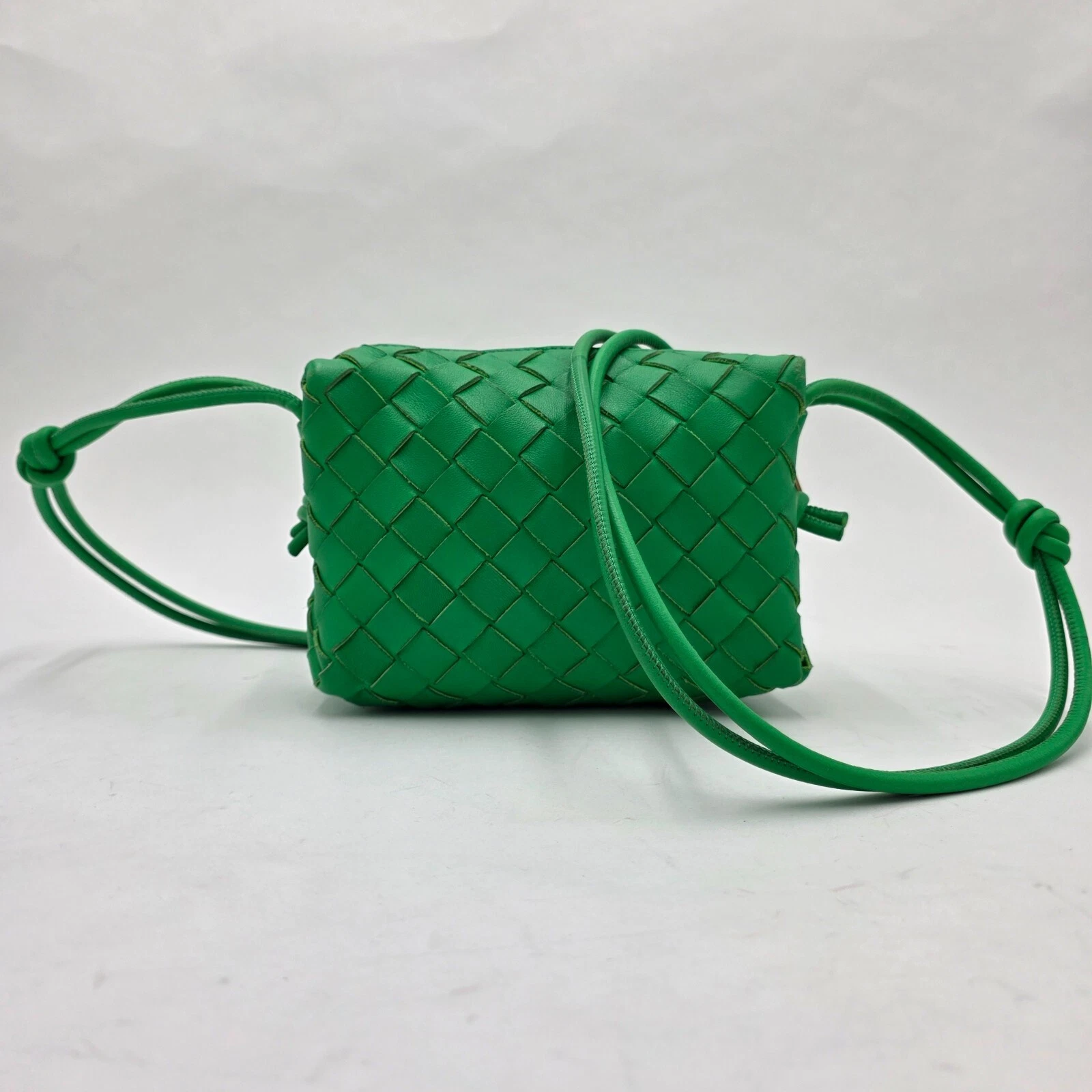 Bottega Veneta — Bottega Veneta Candy Loop Green ( Pre-Owned )