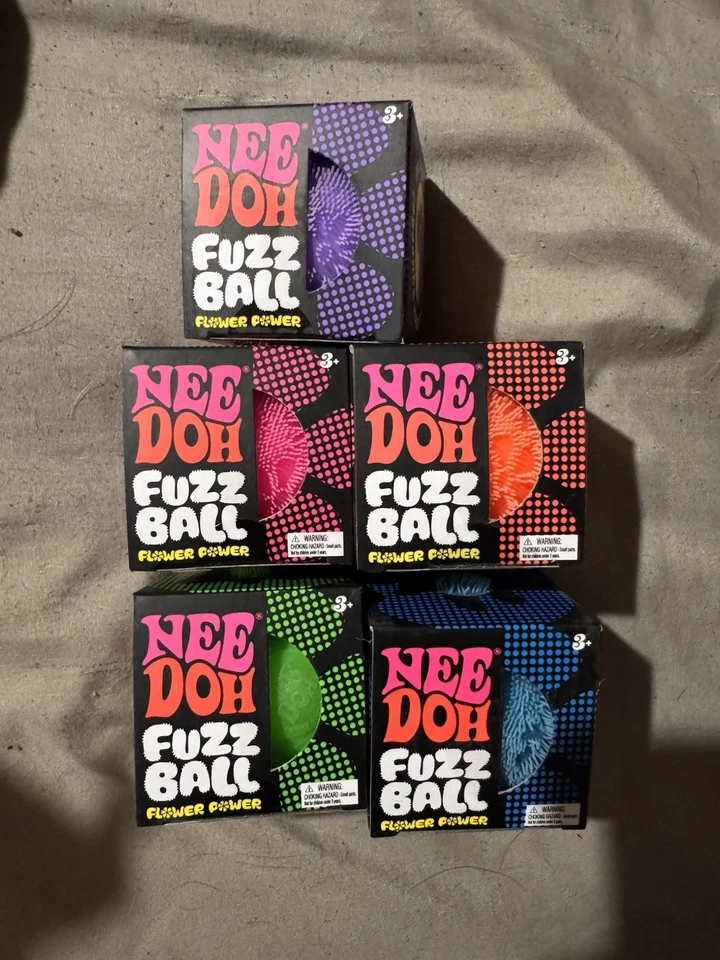 NeeDoh Fuzz Ball Flower Power! von Schylling - Posten aller 5 Farben werkseitig versiegelt - Bild 1 von 1