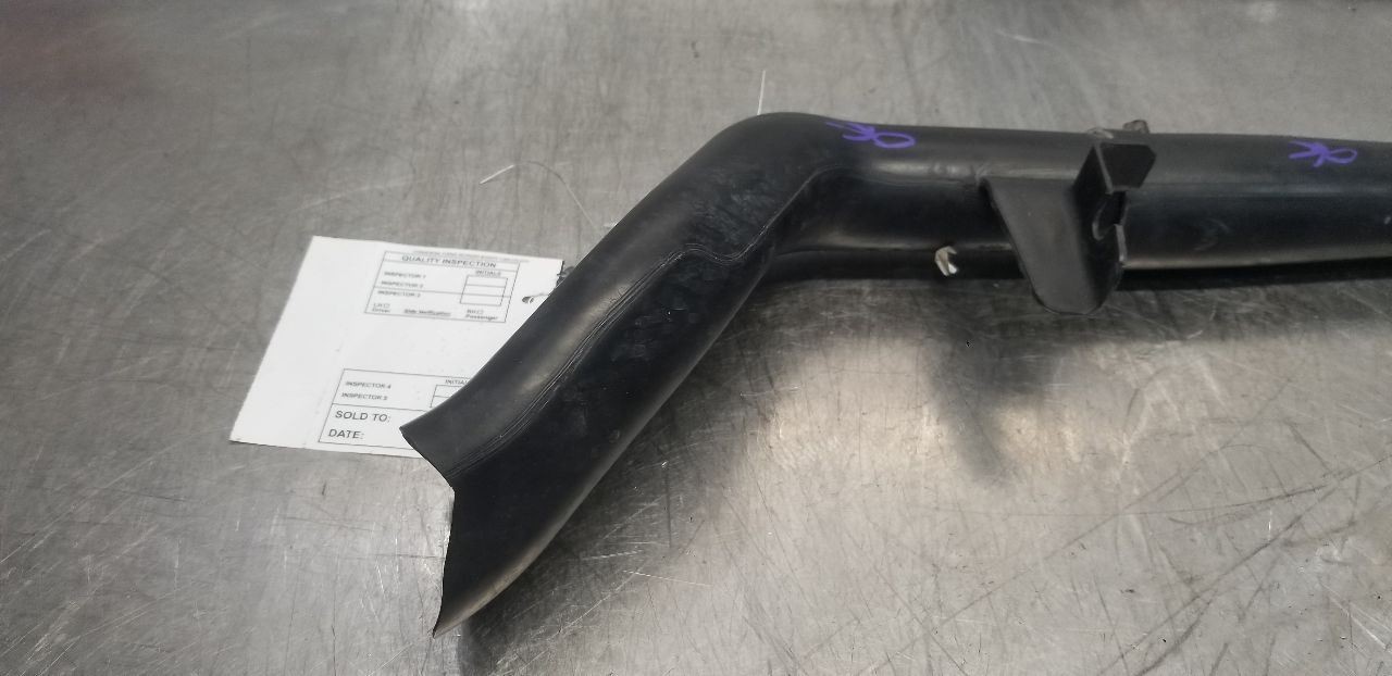11 MERCEDES BENZ SLS AMG C197 COWL PANEL DRAIN PIPE FUNNEL 1978320190 1978310107