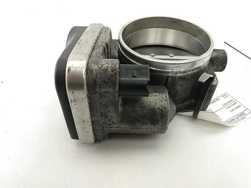 Cuerpo del acelerador BMW 650i E63 E64 compatible con 2004 2005 2006 2007 2008 2009 2010 Foto 4 de 4