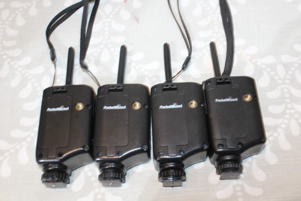 4-Pocket Wizard Plus II Transceivers/Triggers with 3 Sync Cords Tested Working! - Image 3 of 4