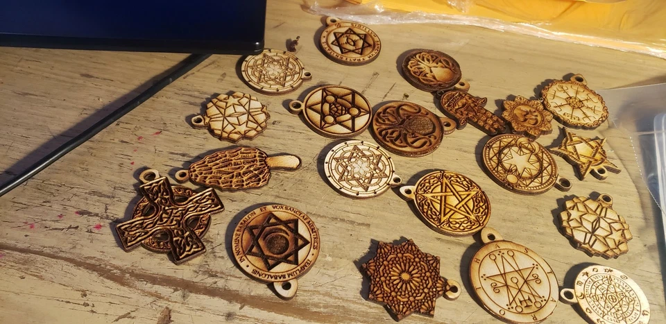 Lote de 50 colgantes al por mayor, paganos, geometría sagrada, collar metafísico, Foto 3 de 4
