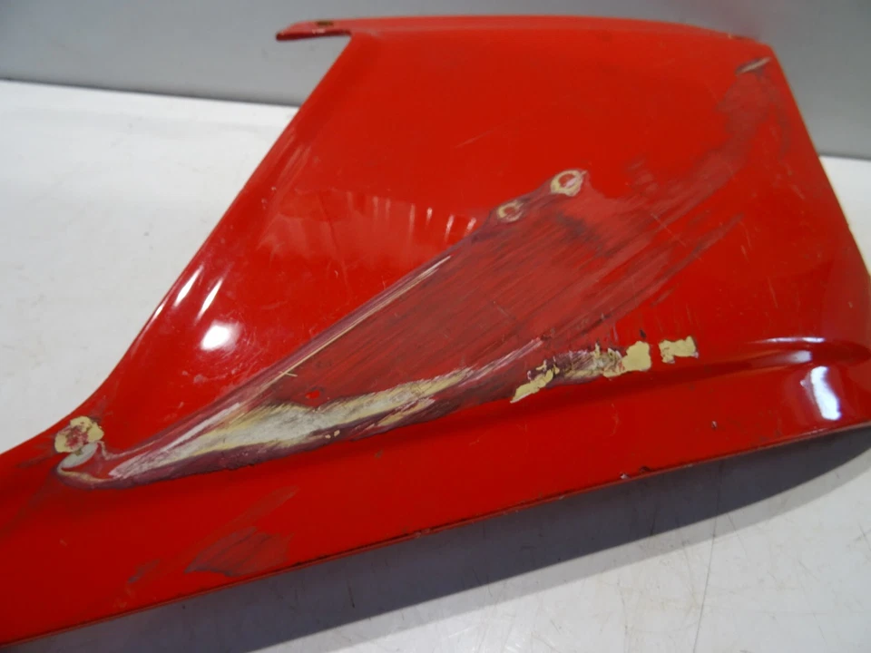 Правый средний обтекатель Ducati Paso 907 1991 - Изображение 3 из 4