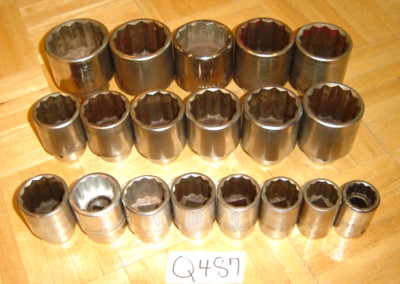 MAC TOOLS 19 PIECE 3/4 DRIVE SAE. SHORT SOCKETS 15/16 TO 2-1/8 