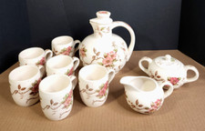 Cafetera Nasco Springtime de colección con crema y azúcar y seis tazas de café
