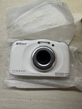 Nikon COOLPIX S33 ホワイト Amazon.com : Nikon COOLPIX S33 Waterproof Digital Camera (White