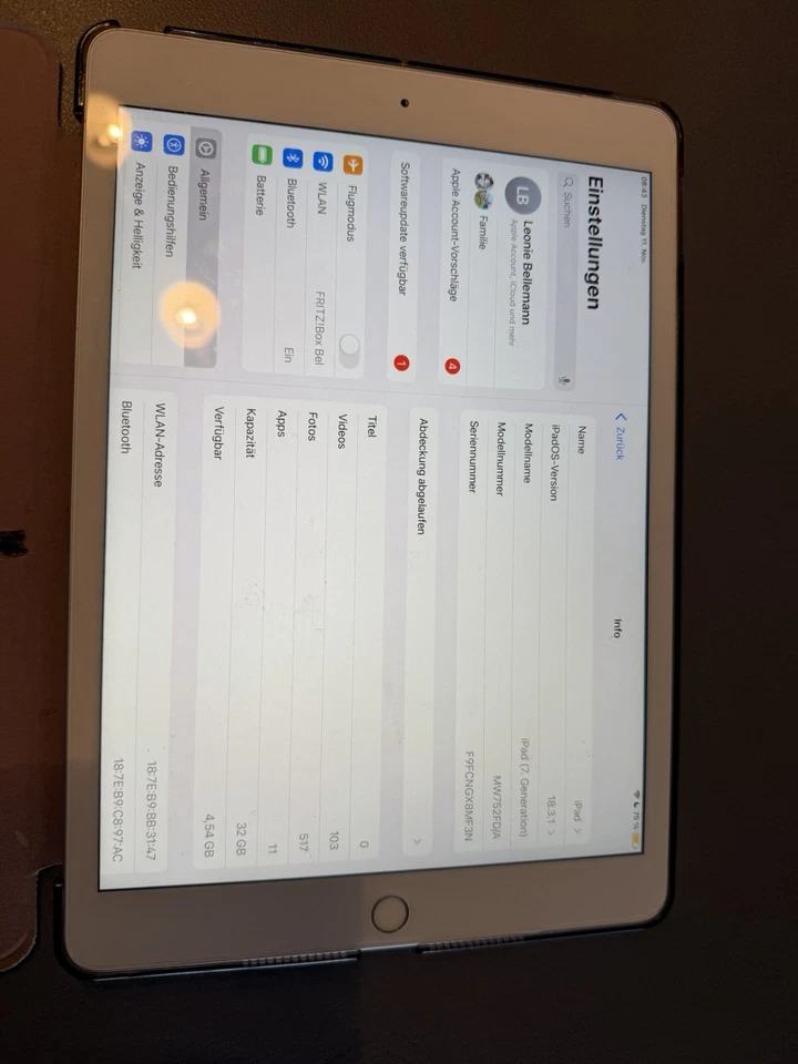 Apple iPad (7th generation) · 32GB · Wi-Fi, Foto 2 von 5