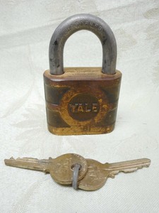 Vintage Yale Lock With Two Keys Ebay
