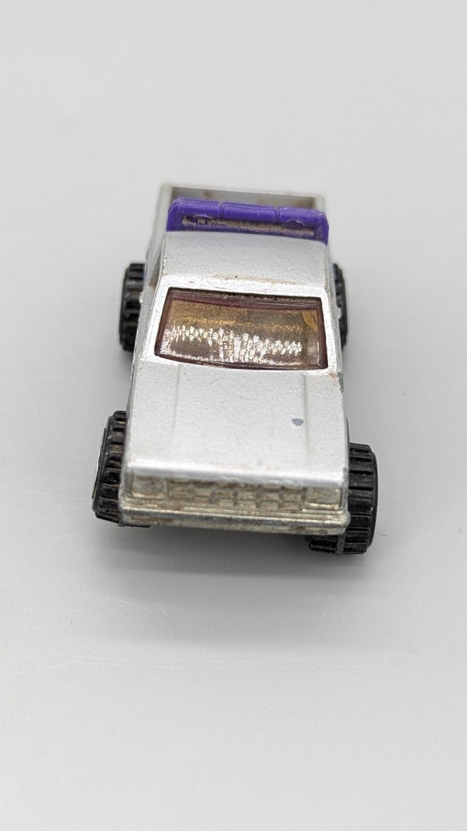 s-l1200.jpg s-l1200.jpg