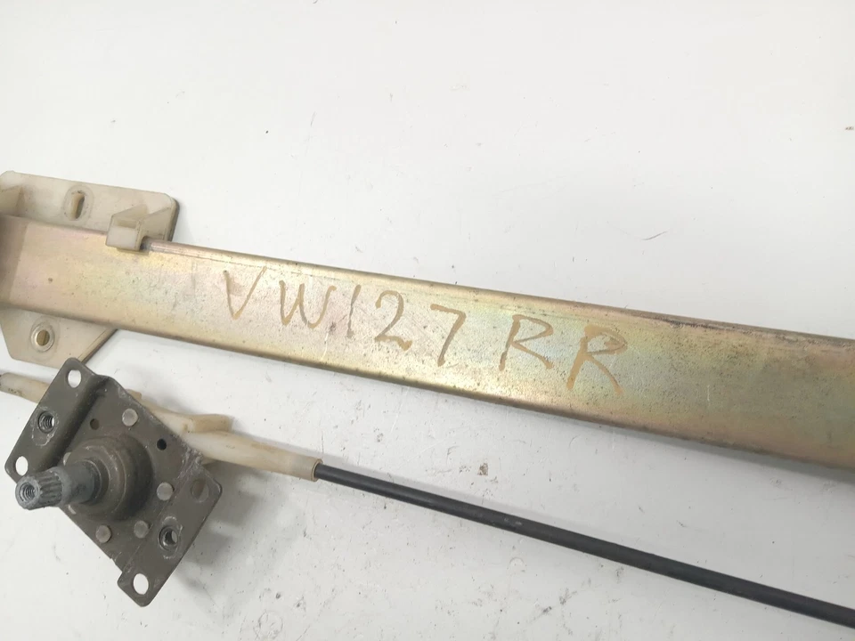 1987-1993 VOLKSWAGEN FOX GL REGULADOR VENTANA LATERAL DERECHO OEM, 135-58092 Foto 3 de 4