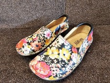 Alegria Debra Deb-725 Black Floral Leather Nurse Shoes Clogs Size 7