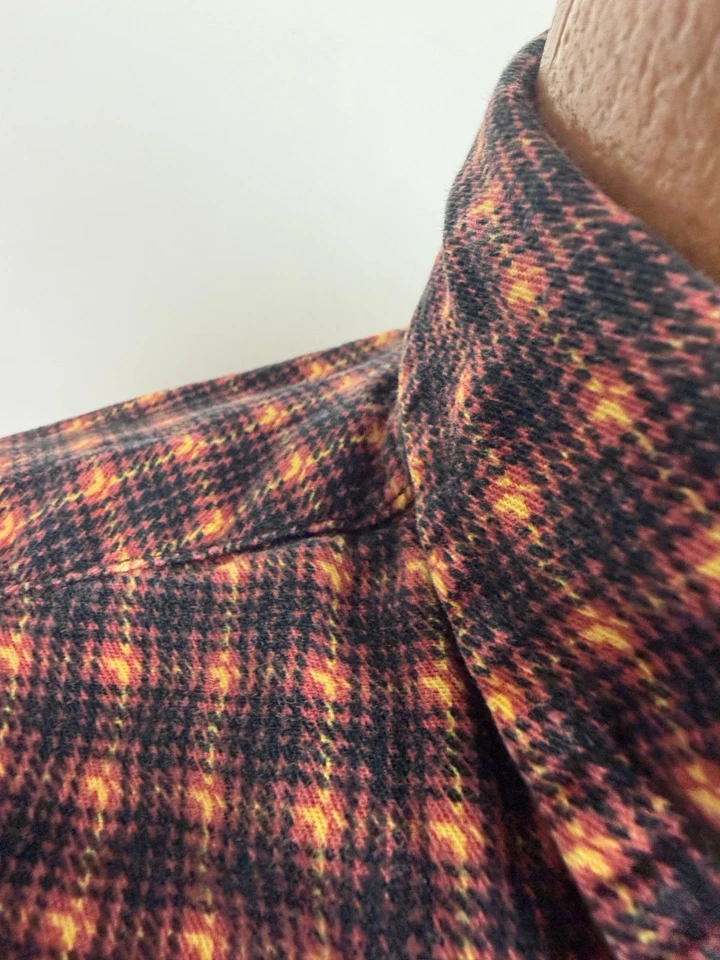 Vintage 90s Plaid Print Shirt Men Medium Boxy Fit Button Down Black Burnt Orange - Image 4 of 4