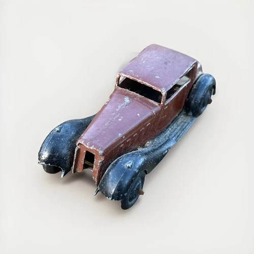 1940/50's Dinky Toys Humber Vogue Two Door Saloon Car in Brown  Black 36c