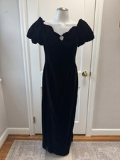 VTG 90s Jessica McClintock Black Velvet Gown 12 Puff Sleeve Whimsigoth Vampy