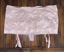 New Vintage VICTORIAS SECRET Angels lace thong garter belt skirt Beige Size L