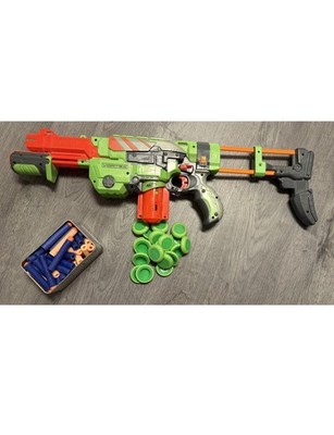 NERF VORTEX - Pump-Action Blaster m. Magazin und Extra Munition - TOP
